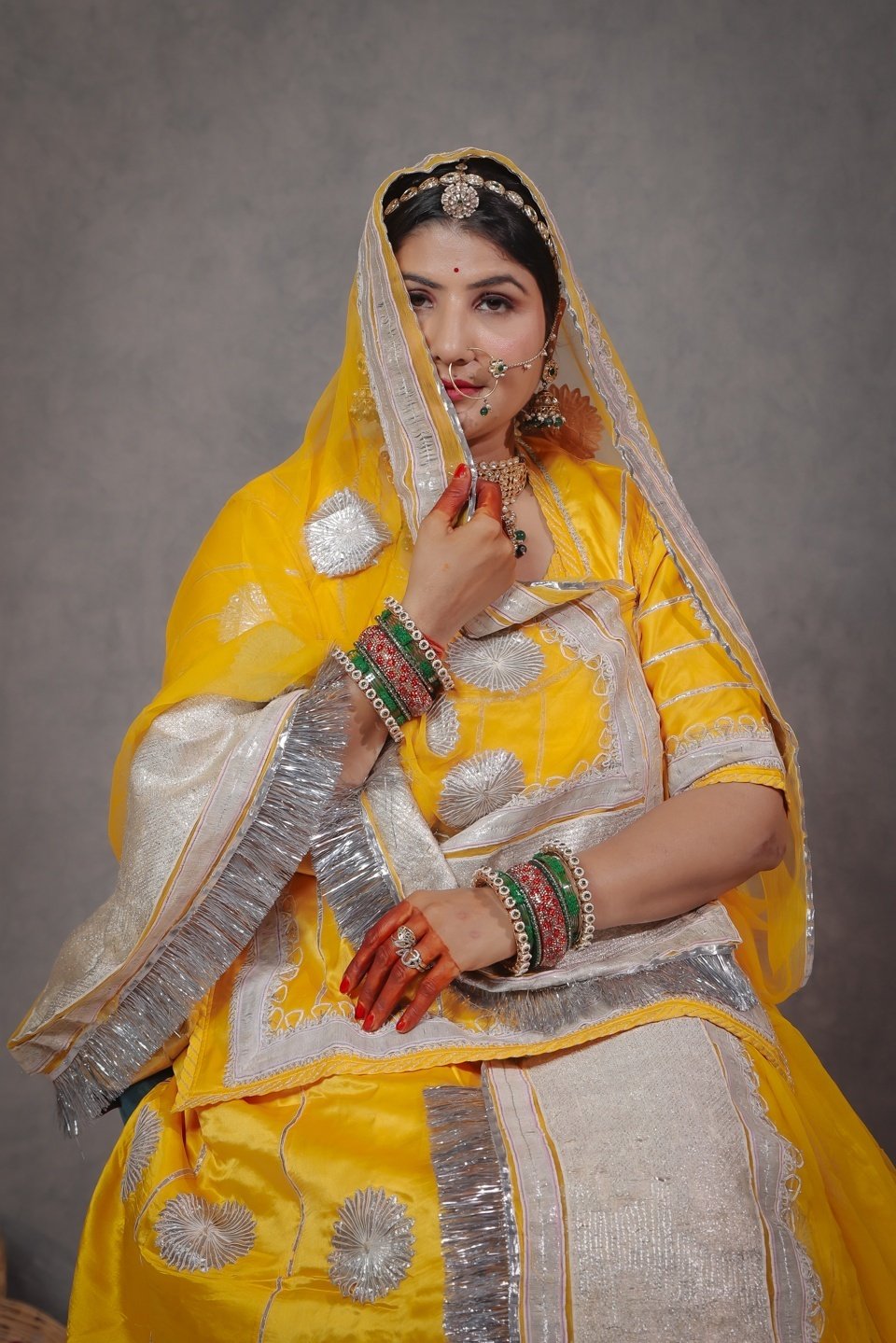 Pure Saatan Silver Laffa Poshak in Aam Pila - Image 5